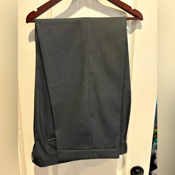 Perry Ellis’s‎ portfolio. Size 40/32 black men’s dress pants. - Picture 1 of 7
